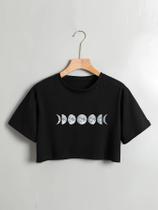 Camiseta Feminina Casual com Estampa de Lua - Manga Curta - Primavera/Verão