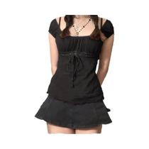 Camiseta Feminina com Cordão e Ombro Defora - Estética Y2K, Moda Coreana, Grunge Camiseta Feminina com Cordão e Ombro Defora - Estética Y2K, Moda Coreana, Grunge