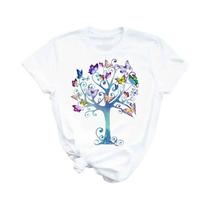 Camiseta Feminina com Estampa de Borboleta - Manga Curta e Gola Redonda