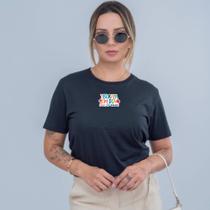 Camiseta Feminina Estamp Terapia Em Dia Mas Não Abusa Meme Engraçado