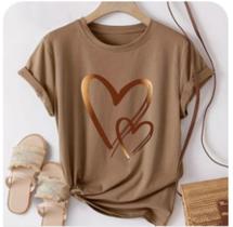 Camiseta feminina Estilo babylook corações