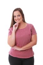 Camiseta Feminina Estonada Marsala Estampa Logomarca Lateral Camiseta Feminina Estonada Marsala Estampa Logomarca Lateral