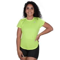 Camiseta Feminina New Balance Sport Essentials - verde Camiseta Feminina New Balance Sport Essentials - verde