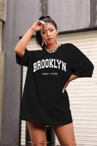 Camiseta feminina oversized algodão estampada brooklyn Camiseta feminina oversized algodão estampada brooklyn