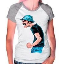 Camiseta Feminina Raglan Cinza Branca Sr Madruga Chaves 04 - DESIGN CAMISETAS