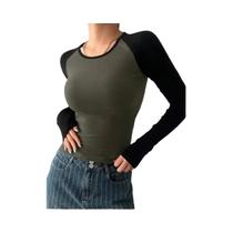 Camiseta Feminina Slim Manga Comprida - Color Block - Casual (Primavera/Verão) Camiseta Feminina Slim Manga Comprida - Color Block - Casual (Primavera/Verão)