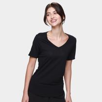 Camiseta Fila Easy Trainning Crepe Flow Feminina Camiseta Fila Easy Trainning Crepe Flow Feminina