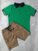 Camiseta gola polo e bermuda Camiseta gola polo e bermuda