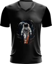 Camiseta Gola V Astronauta Espaço Espacial Estrelas 10