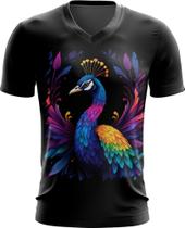 Camiseta Gola V de Pavão Colorido Neon Vetor 7