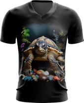 Camiseta Gola V de Tartaruga Marinha Desenhada 11 - Kasubeck Store