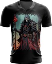 Camiseta Gola V Lich Ancião Desenhado Magia 7