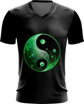 Camiseta Gola V Yin Yang Simbolo Taoísmo Dualidade 4 Camiseta Gola V Yin Yang Simbolo Taoísmo Dualidade 4