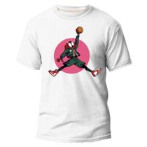 Camiseta Homem-Aranha Basquete Visual Único e Descolado Camiseta Homem-Aranha Basquete Visual Único e Descolado