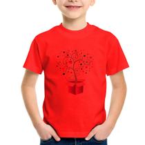 Camiseta Infantil Árvore Corações Caixa - Foca na Moda