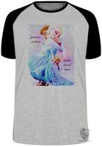 Camiseta Infantil até Plus Size Frozen Forever Sisters Camiseta Infantil até Plus Size Frozen Forever Sisters
