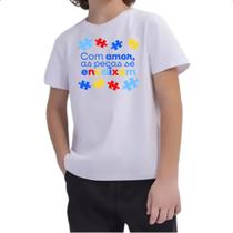 Camiseta Infantil Autismo com amor se encaixa