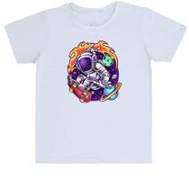 Camiseta Infantil Divertida Astronauta Skatista
