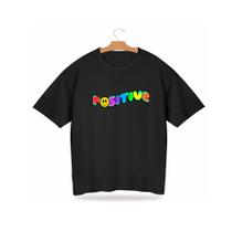 Camiseta Infantil Juvenil de Crianças Oversized Preta Peça Estampada Positive