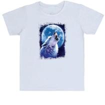 Camiseta Infantil Lobo uivando para lua Camiseta Infantil Lobo uivando para lua