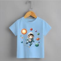 Camiseta Infantil Menino Blusa Astronauta e Planetas 100% Algodão