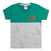 Camiseta Infantil Menino Gola V Com Aplique