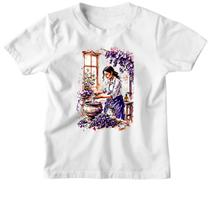 Camiseta Infantil Mulher fazendo pisco a mao