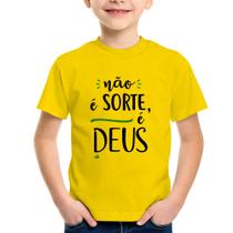 Camiseta Infantil Não é sorte, é Deus - Foca na Moda