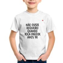 Camiseta Infantil Não existe roqueiro quando toca pagode anos 90 - Foca na Moda