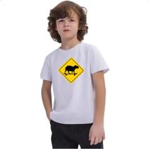 Camiseta Infantil Placa capivara de skate