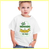 Camiseta Infantil Promovido a Primo do Ano - Est. Verde Chá Revelação Zlprint