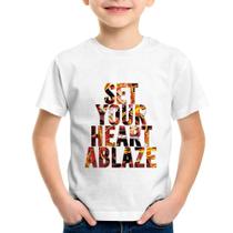 Camiseta Infantil Set your heart ablaze - Foca na Moda