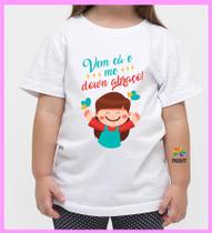 Camiseta Infantil Vem cá me DOWN abraço - Estampa Menina Síndrome de Down ZLprint Camiseta Infantil Vem cá me DOWN abraço - Estampa Menina Síndrome de Down ZLprint