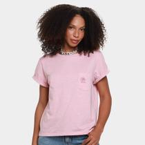 Camiseta Levi's Gr Margot Pocket Tee Feminina Camiseta Levi's Gr Margot Pocket Tee Feminina