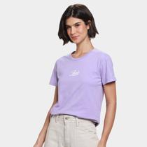 Camiseta Levi's The Perfect Casual Feminina Camiseta Levi's The Perfect Casual Feminina