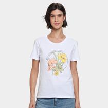 Camiseta Levi's The Perfect Casual Feminina Camiseta Levi's The Perfect Casual Feminina