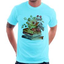 Camiseta Livros e flores - Foca na Moda