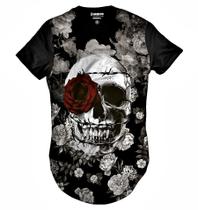 Camiseta Longa Caveira com Coroa de Espinhos e Rosa Vermelha Swag Camiseta Longa Caveira com Coroa de Espinhos e Rosa Vermelha Swag
