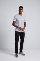 Camiseta Malha Slim Fit - Cinza Camiseta Malha Slim Fit - Cinza