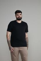 Camiseta Manga Curta Malha Básica Slim Fit - Preto