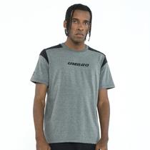 Camiseta Manga Curta Umbro College Motion Masculina
