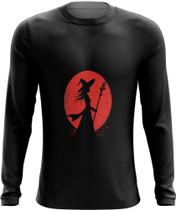 Camiseta Manga Longa Bruxa Halloween Vermelha 12