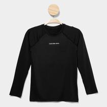 Camiseta Manga Longa Infantil Calvin Klein Swimwear Menino Camiseta Manga Longa Infantil Calvin Klein Swimwear Menino