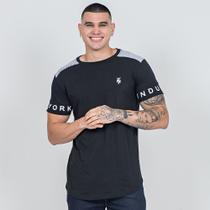 Camiseta Masculina Alongada Com Recorte 9457-