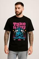 Camiseta Masculina Arte NY Visual Expressivo Blusa Algodão Estilo Colorido Moda Street Identidade Urbana Outfit Moderno Camiseta Masculina Arte NY Visual Expressivo Blusa Algodão Estilo Colorido Moda Street Identidade Urbana Outfit Moderno