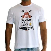 Camiseta Masculina Branca Churrasco Família e Muita Cerveja