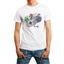 Camiseta Masculina Branca Super Mario Nintendo - DESIGN CAMISETAS Camiseta Masculina Branca Super Mario Nintendo - DESIGN CAMISETAS