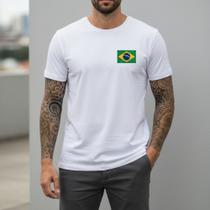 Camiseta Masculina Brasil Bandeira no Peito Algodão Camisa Futebol Copa 2026 Casual Moderna Confortável Camiseta Masculina Brasil Bandeira no Peito Algodão Camisa Futebol Copa 2026 Casual Moderna Confortável