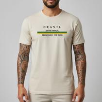 Camiseta Masculina Brasil Copa 2026 Camisa Futebol Casual Rumo ao Hexa Algodão Conforto Fit Cor:Off WhiteTamanho:P Camiseta Masculina Brasil Copa 2026 Camisa Futebol Casual Rumo ao Hexa Algodão Conforto Fit Cor:Off WhiteTamanho:P