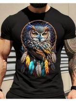 Camiseta Masculina em Algodão com Estampa de Coruja e Filtro dos Sonhos
